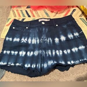 Like-new size 14 torrid navy tie dye denim shorts